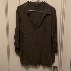 Blouse (needs ironing)